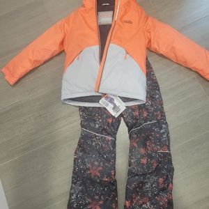 Girls Snowsuit, NWT, size 12